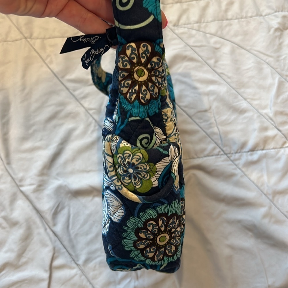 Vera Bradley Blue Floral Print Shoulder Bag Pattern with Matching Pencil Case - Picture 8 of 12